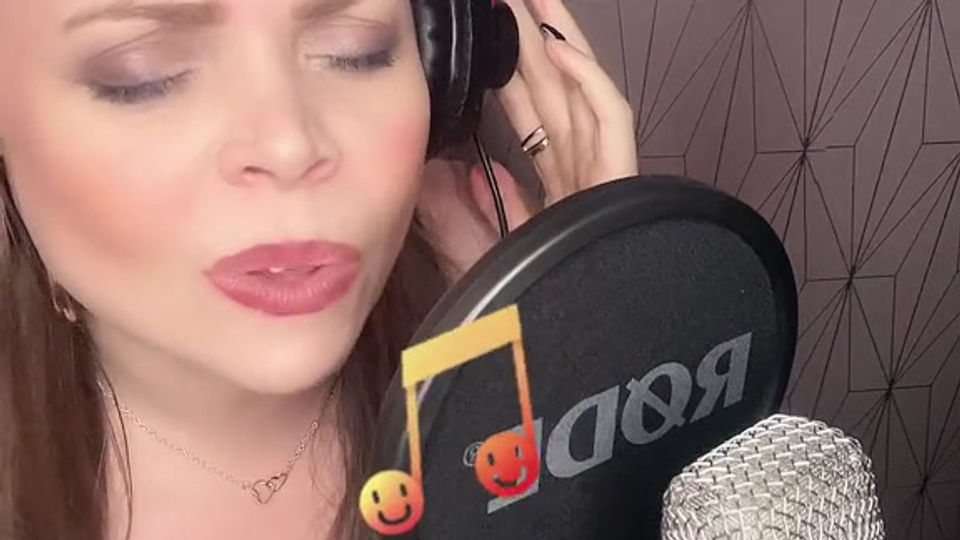 I Can't Make You Love Me